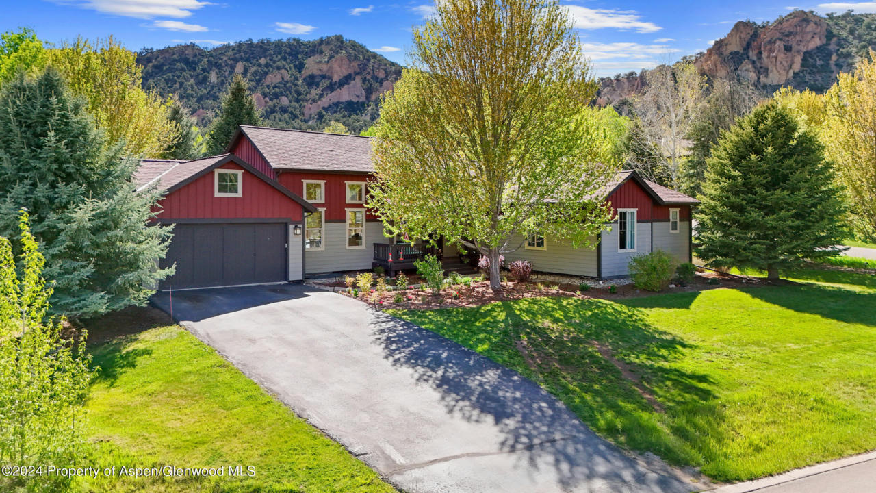 302 SILVER MOUNTAIN DR, GLENWOOD SPRINGS, CO 81601, photo 1 of 44