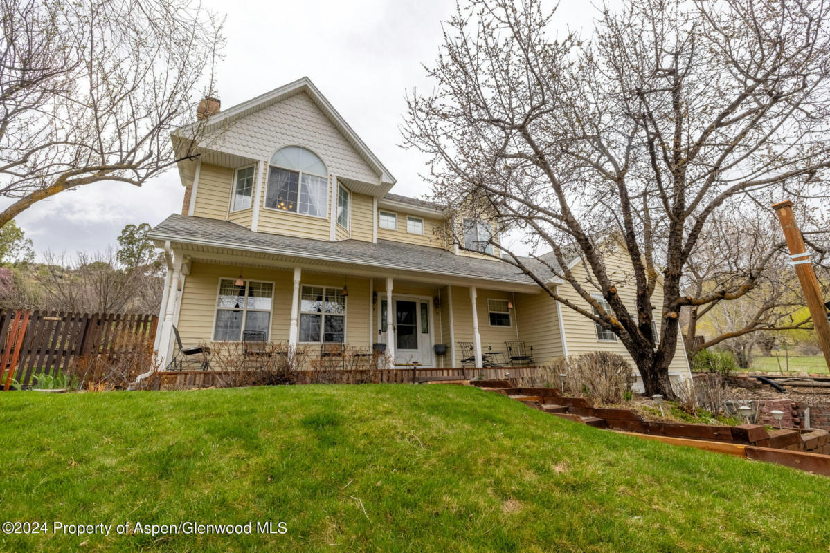 853 MOUNTAIN VIEW DR, NEW CASTLE, CO 81647, photo 1 of 20