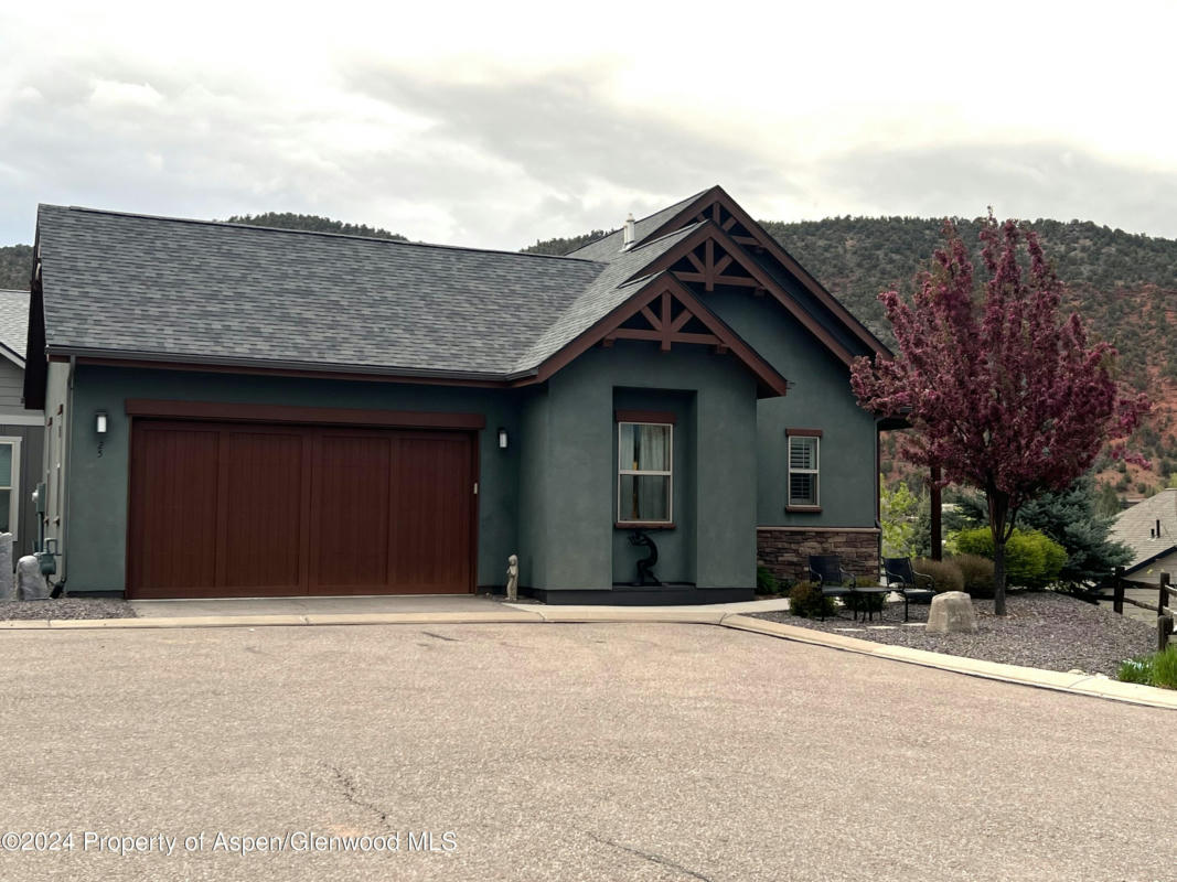 25 EAGLE CLAW CIR, GLENWOOD SPRINGS, CO 81601, photo 1 of 23
